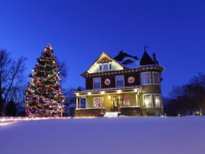 beautiful home with Christmas lights